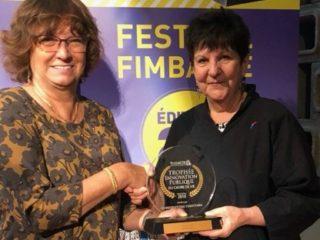 Christiane Brun, 1ère adjointe, a reçu le Trophée de l’innovation publique pour le projet du Jardin des Murmures à Genas, le 9 octobre 2018 à Paris (photo : C. Vadon)