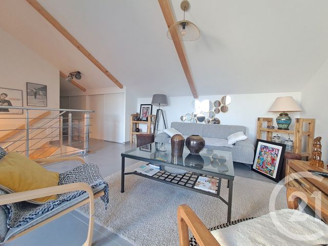 Appartement T4 à vendre - 4 pièces - 92.07 m2 - CHASSIEU - 69 - RHONE-ALPES - Century 21 I.B.F.