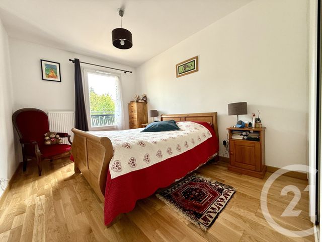 Appartement T4 à vendre - 4 pièces - 92.72 m2 - GENAS - 69 - RHONE-ALPES - Century 21 I.B.F.