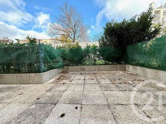 Appartement T2 à vendre - 2 pièces - 52.0 m2 - LYON - 69003 - RHONE-ALPES - Century 21 I.B.F.