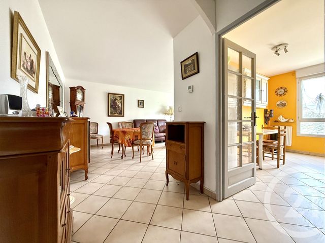 Appartement T3 à vendre ST PRIEST