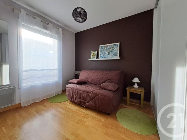 Appartement T3 à vendre - 3 pièces - 77.0 m2 - GENAS - 69 - RHONE-ALPES - Century 21 I.B.F.