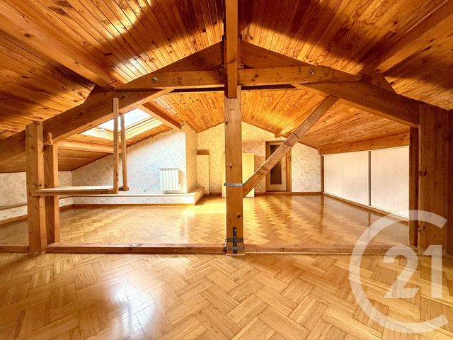 maison à vendre - 7 pièces - 176.0 m2 - PUSIGNAN - 69 - RHONE-ALPES - Century 21 I.B.F.