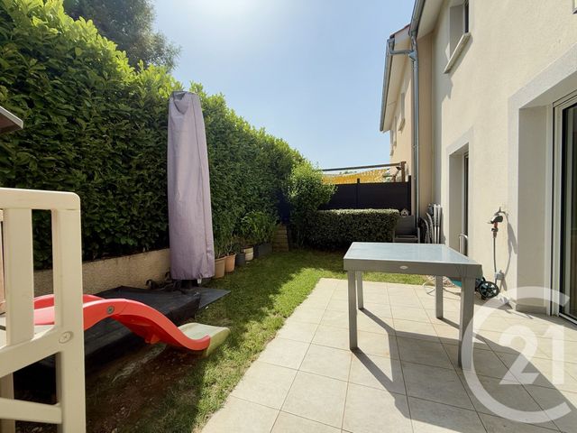 maison à vendre - 4 pièces - 81.11 m2 - GENAS - 69 - RHONE-ALPES - Century 21 I.B.F.