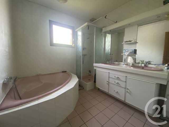 maison à vendre - 5 pièces - 121.0 m2 - MEYZIEU - 69 - RHONE-ALPES - Century 21 I.B.F.