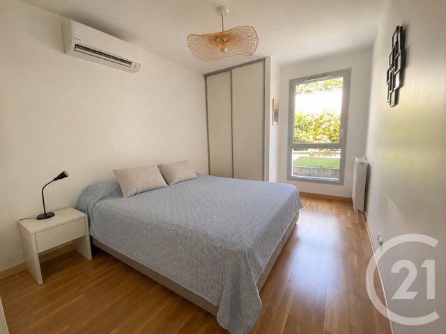 Appartement T4 à vendre - 4 pièces - 85.8 m2 - GENAS - 69 - RHONE-ALPES - Century 21 I.B.F.