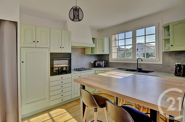 maison à vendre - 5 pièces - 136.0 m2 - GENAS - 69 - RHONE-ALPES - Century 21 I.B.F.